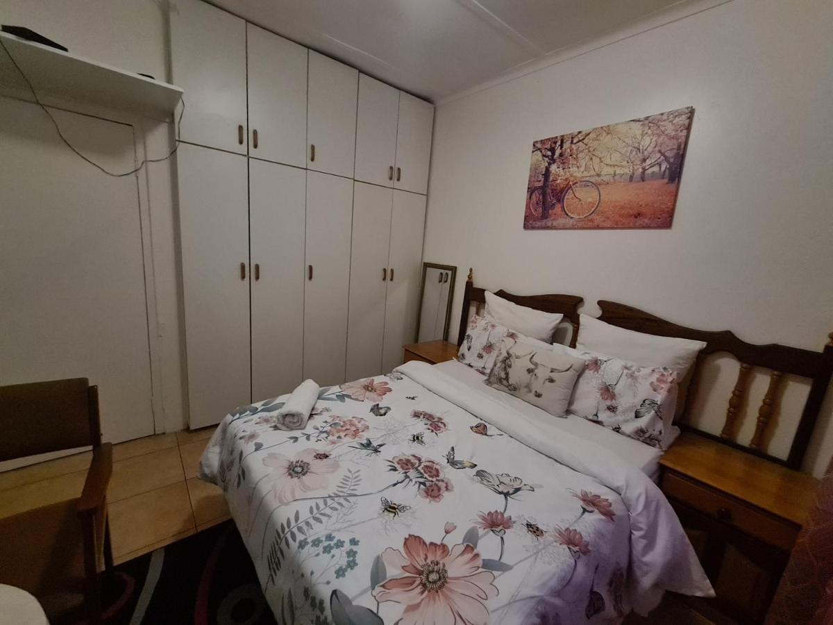 Zenith House Boston Self Catering Accomodation Κέιπ Τάουν Εξωτερικό φωτογραφία